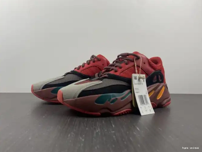 hype Red Adidas Yeezy Hi-Res HQ6979 700 Boost 0519